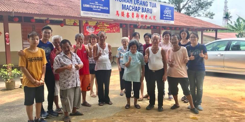 Let’s do charity with your children! Let's do charity with your children!